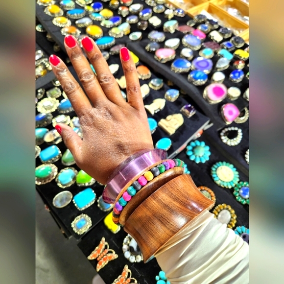 Soft Honey Brown Wide Wooden Bracelet - Light Brown (Medium) - Picture 7 of 9